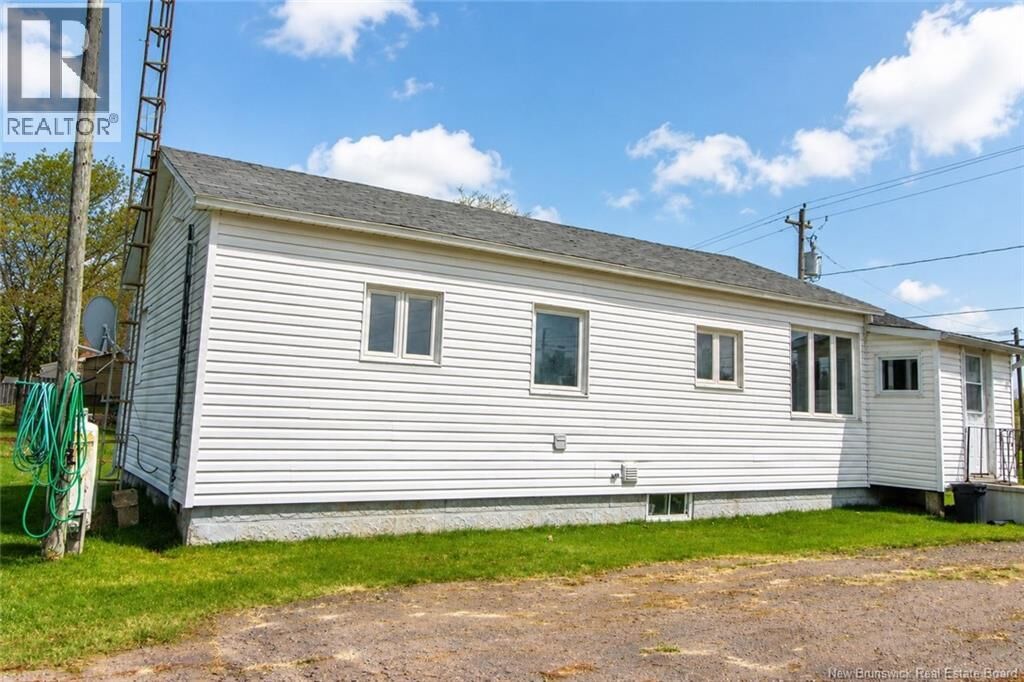 Property Photo:  168 Main Street  NB E4W 2B5 
