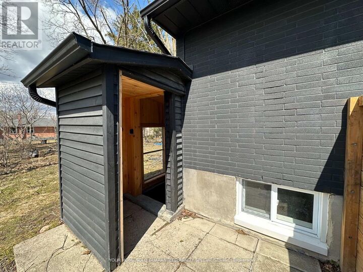 Property Photo:  36 Queen Street Basement  ON L4M 1Z1 