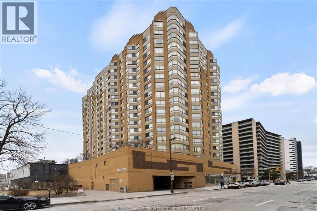Property Photo:  75 Riverside Drive East 1910  ON N9A 4C4 