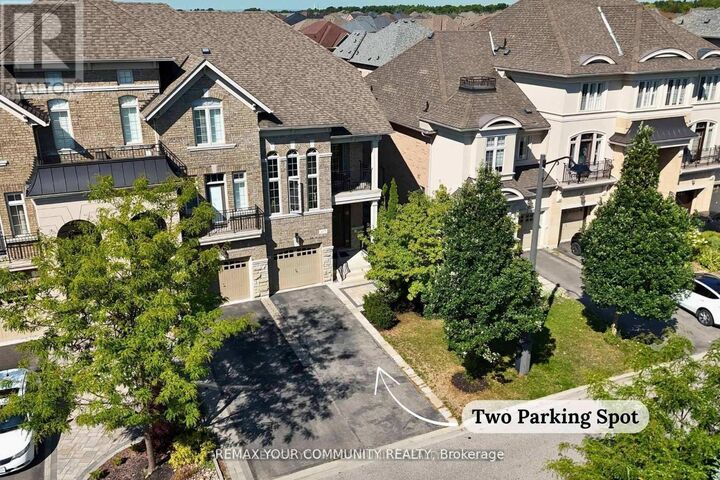 Property Photo:  117 Hansard Drive  ON L4H 0V8 
