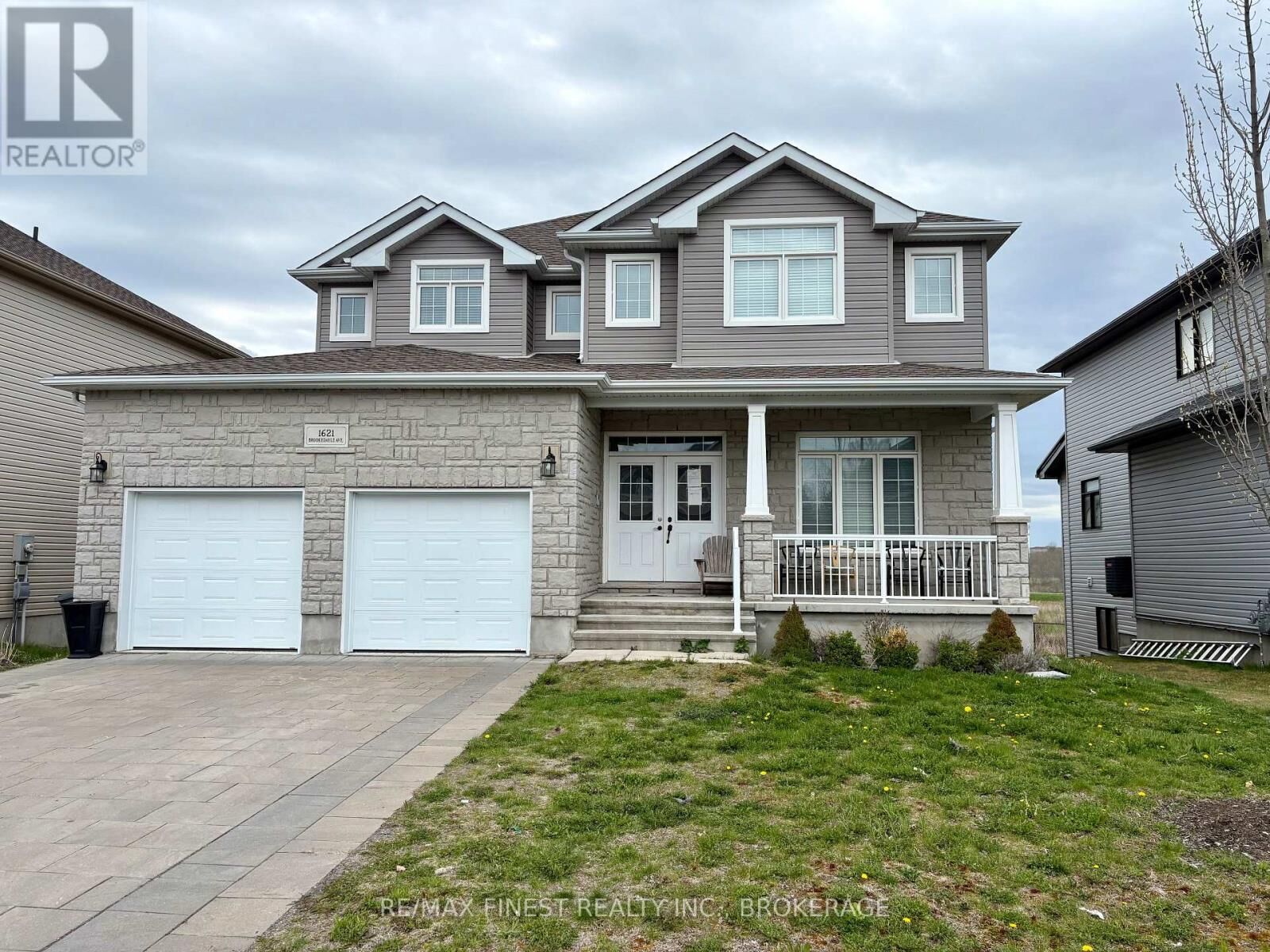 Property Photo:  1621 Brookedayle Avenue  ON K7P 0S8 