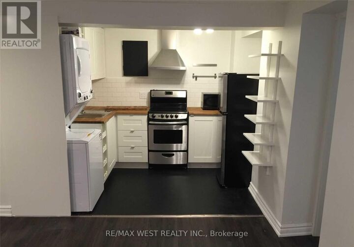 Property Photo:  152 Dowling Avenue 4  ON M6K 3A6 