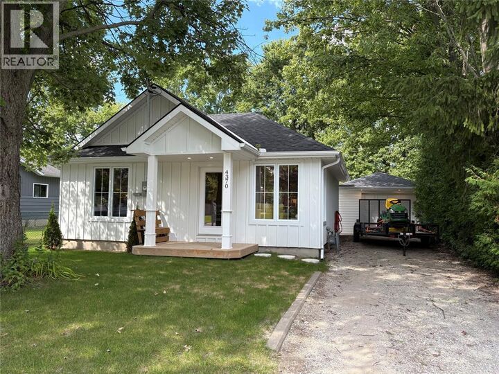 Property Photo:  4370 Fifth Street  ON N0N 1R0 