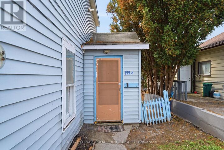 Property Photo:  199 Dundas Street East  ON K8V 1L8 