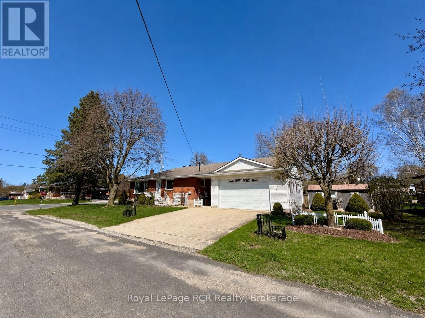 Property Photo:  281 13th Avenue  ON N4N 2V9 