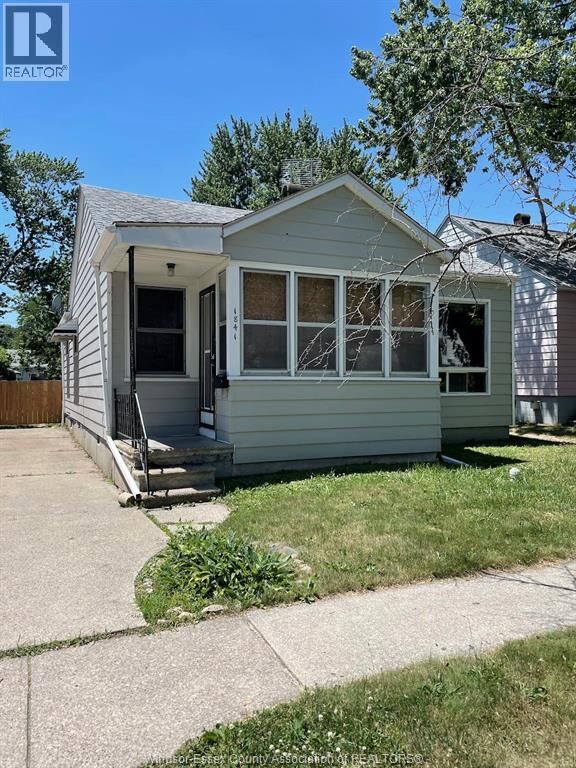 Property Photo:  1841 Aubin  ON N8W 4L1 