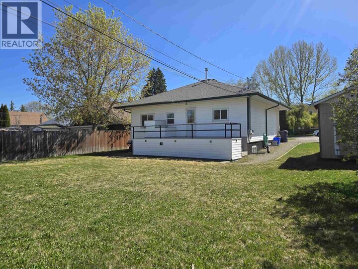 Property Photo:  2020 Ross Crescent  BC V2M 1Y5 