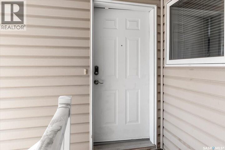 Photo de la propriété: 4044 Buckingham Drive E SK S4V 3A9