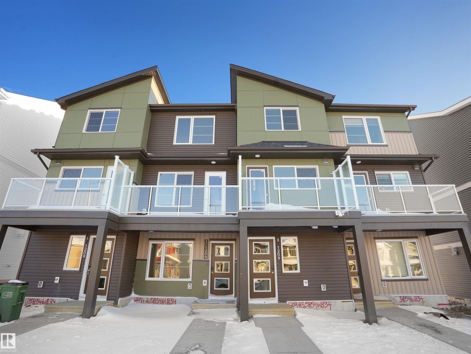 Property Photo:  3-1205 Keswick Drive SW  AB T6W 4J5 