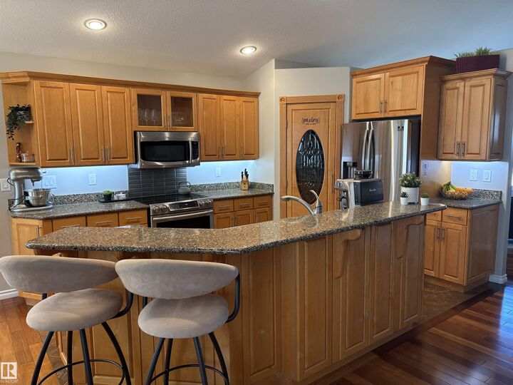 Property Photo:  11103 103 Street  AB T7P 1G6 
