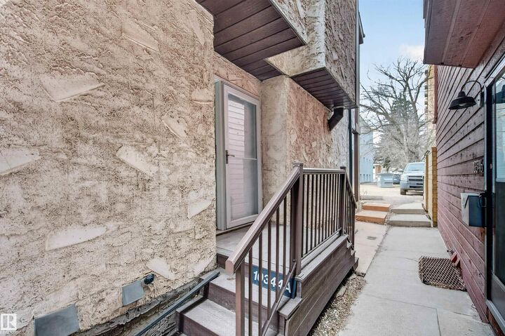 Property Photo:  10344A 121 Street NW  AB T5N 1K8 