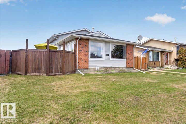 Property Photo:  4222 49 Street  AB T0A 1N0 