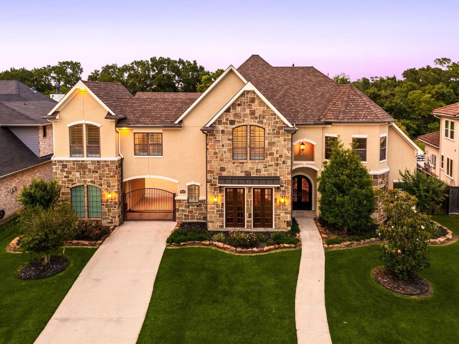Property Photo:  915 Windsor Woods Lane  TX 77494 