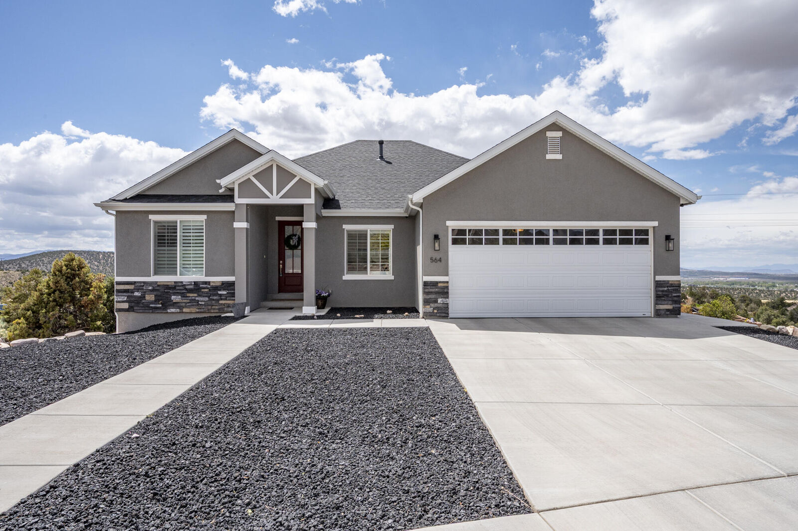 Property Photo:  564 Nature View Dr  UT 84720 