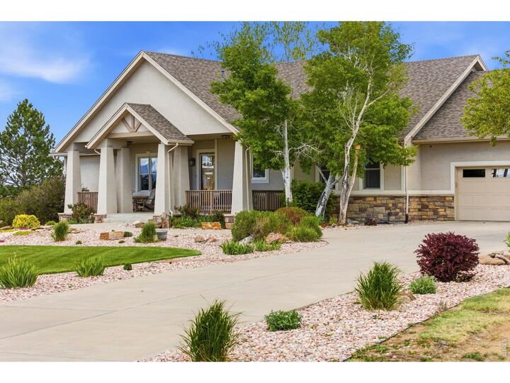 Property Photo:  416 Hawks Nest Way  CO 80524 