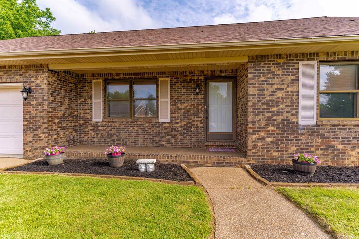 Property Photo:  7524 E Blackford Avenue  IN 47715 