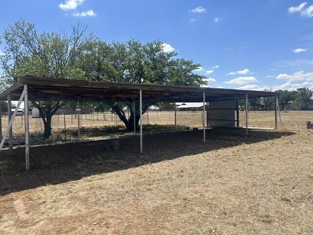 Property Photo: 6907 Elephant Road TX 79407