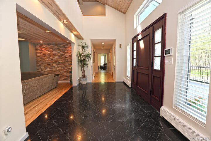 Property Photo:  44 Bristol Hill Road  NY 12433 