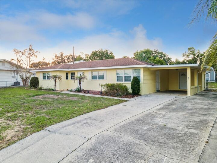 Property Photo: 235 Ridge Manor Drive FL 33853