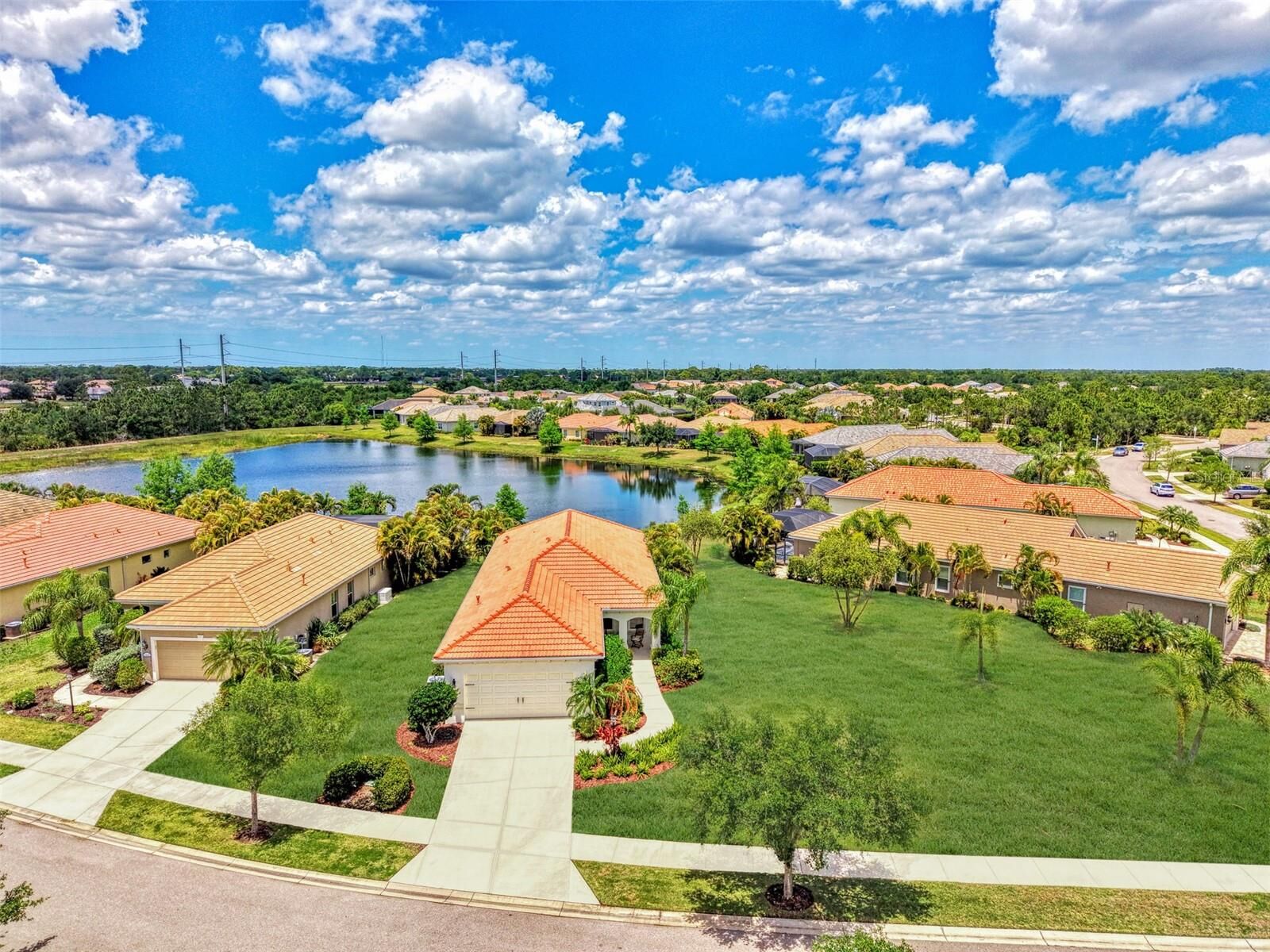Property Photo:  11446 Fort Lauderdale Place  FL 34293 