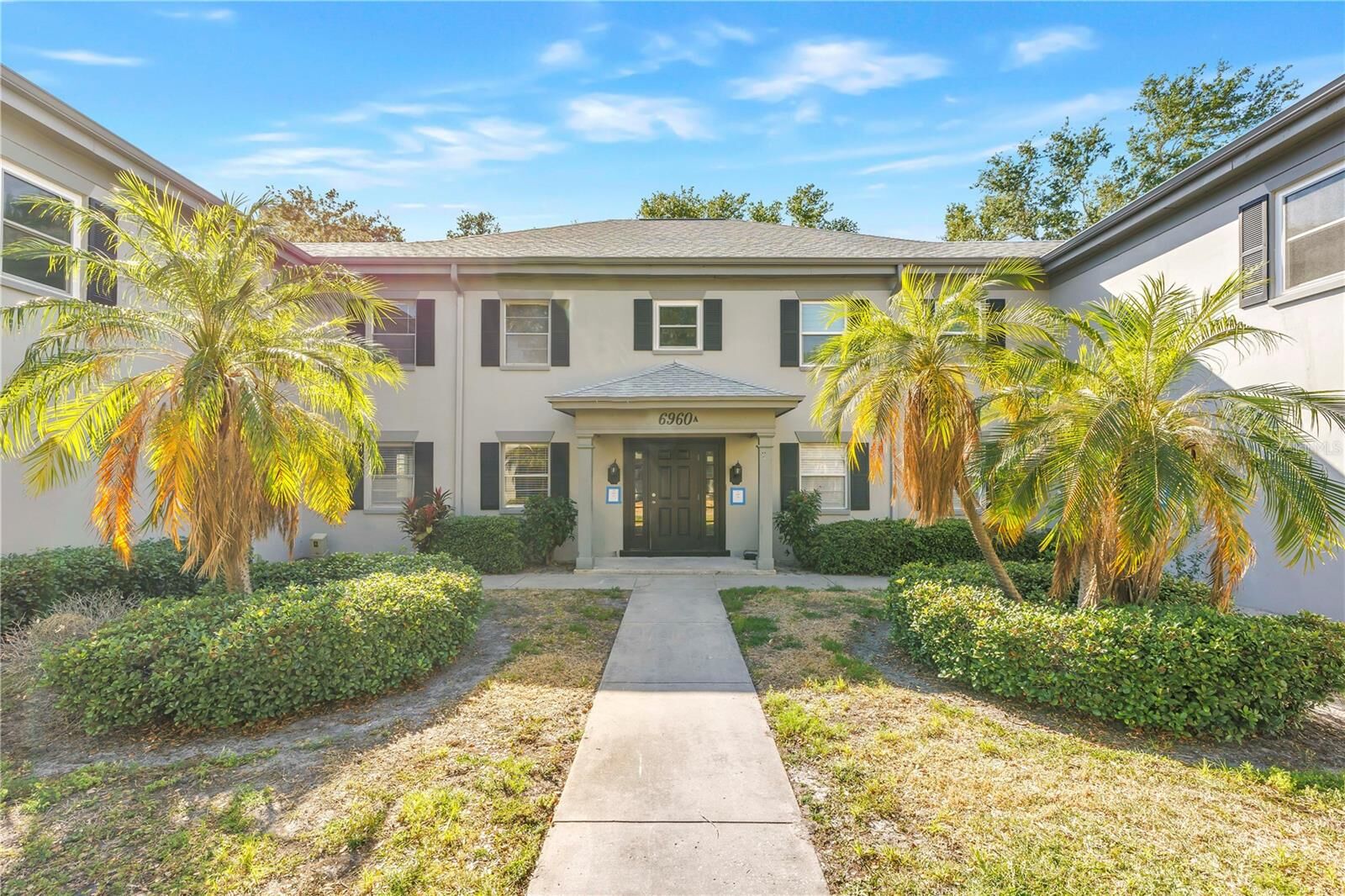 Property Photo:  6960 Sunset Drive S 1B  FL 33707 