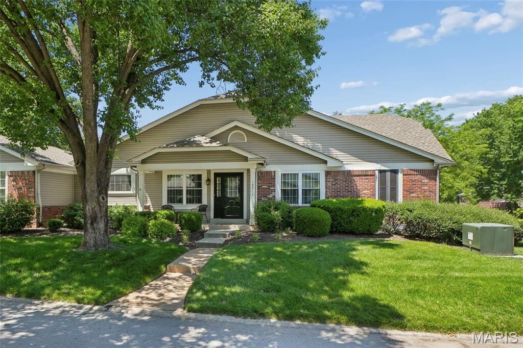 Property Photo: 15711 Eldon Ridge Drive MO 63017