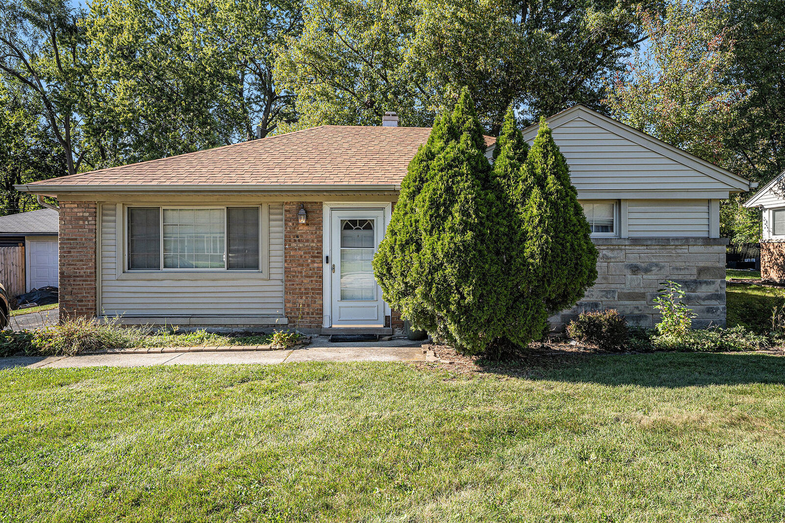 Property Photo:  314 Meota Street  IL 60466 