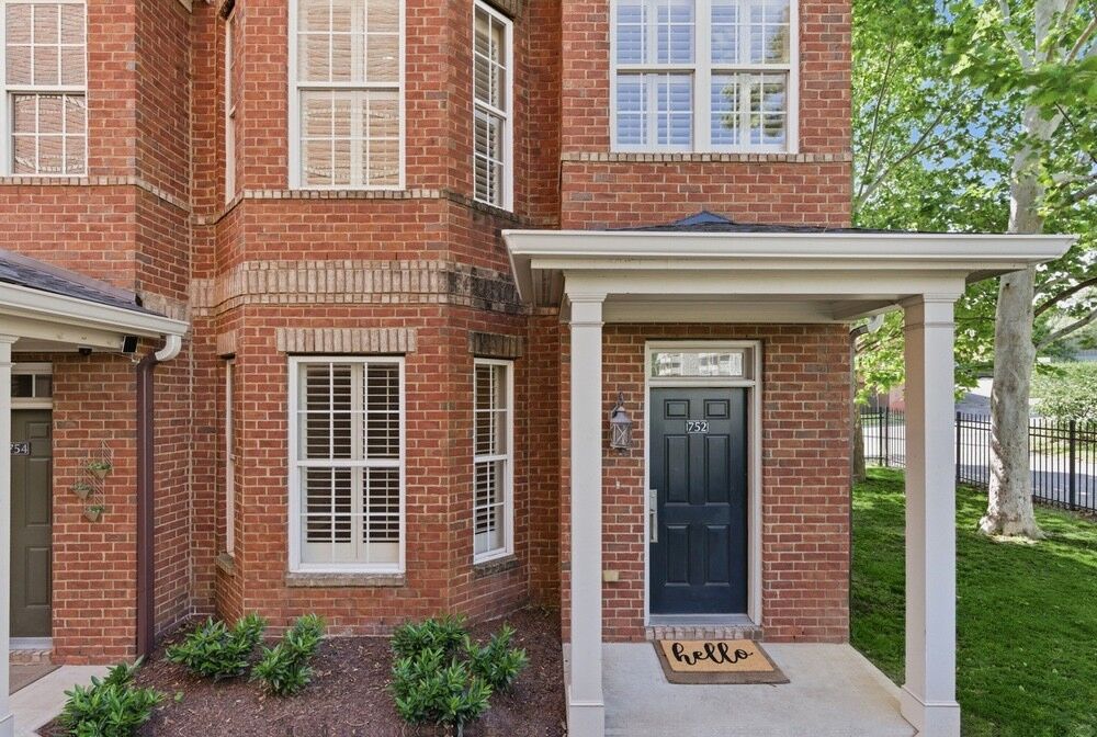 Property Photo:  752 Wedgewood Park  TN 37203 