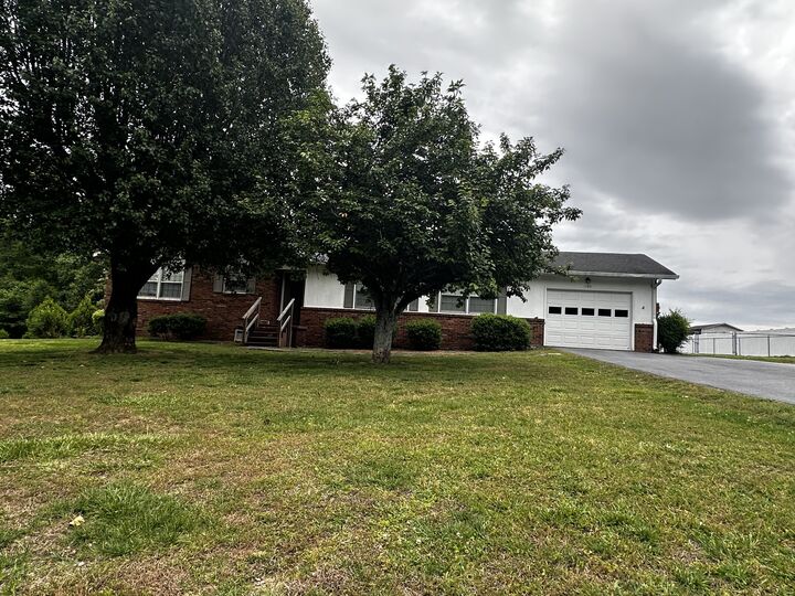 Property Photo:  1580 Branch Drive  TN 38464 