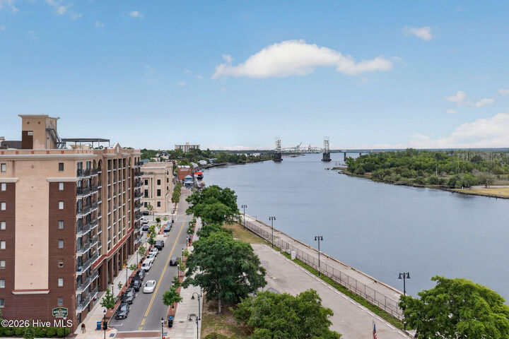 Property Photo: 106 N Water Street 302 NC 28401
