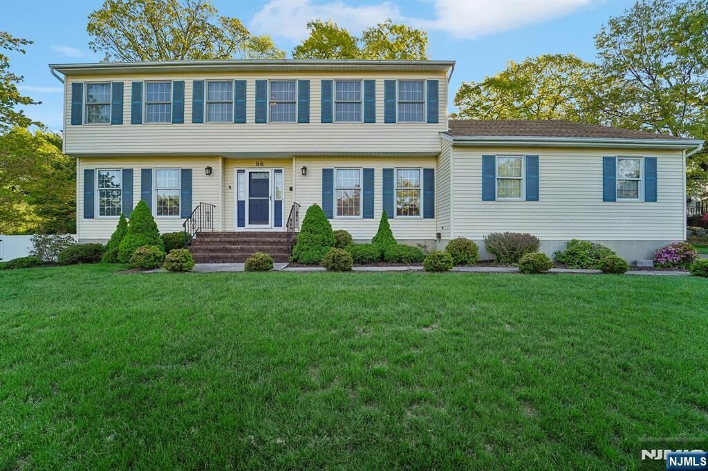Property Photo:  86 Timberline Drive  NJ 07470 