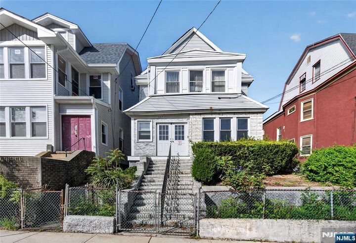 Property Photo:  127 Lyons Avenue  NJ 07112 