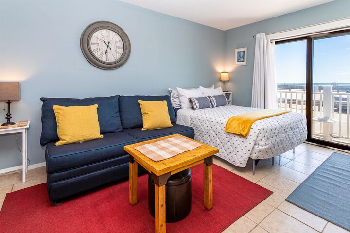 Property Photo:  415 Ocean Boulevard  NH 03842 