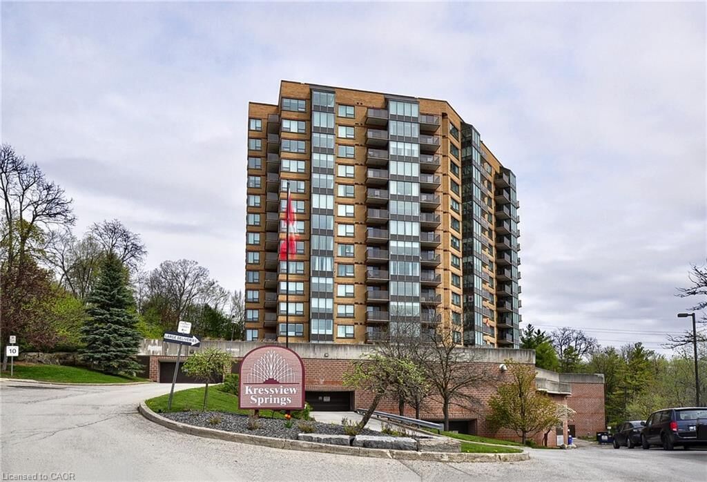 Property Photo:  237 King Street W 1202  ON N3H 5L2 