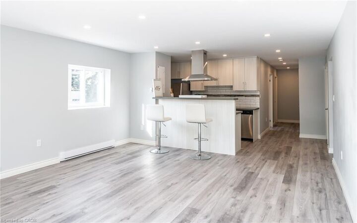 Property Photo:  529 Elm Street 16  ON L3K 5W6 