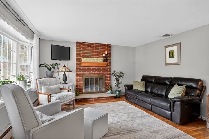 Property Photo:  14 Mohawk Dr  MA 01532 