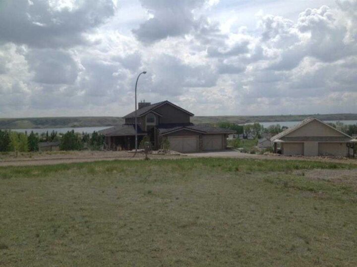 Property Photo:  206 Royal Oak Lane S  AB T0L 0R0 