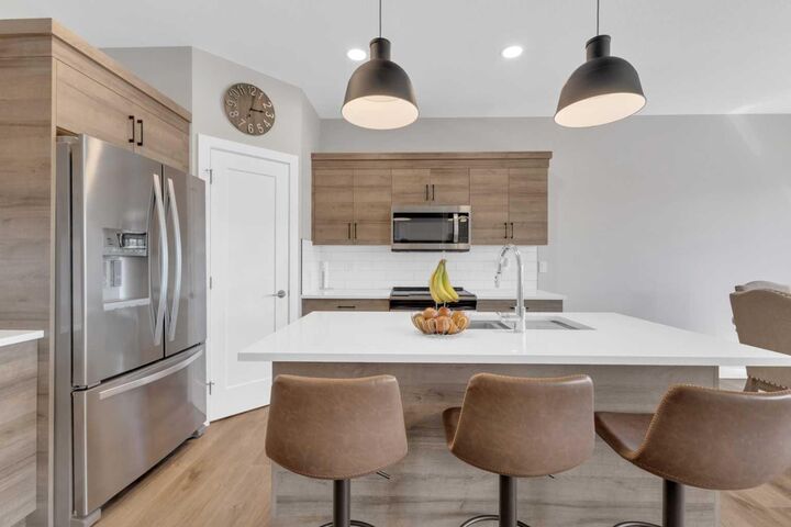 Property Photo:  31 Vanson Close  AB T4S 0M3 
