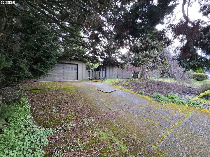 Property Photo: 7908 NE 69th St WA 98662