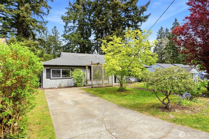 Property Photo: 5705 238th Street SW WA 98043