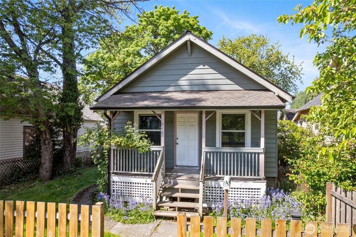 Property Photo:  1914 S Cushman Avenue  WA 98405 