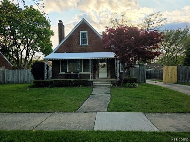 Property Photo:  21259 Cyman Avenue  MI 48091 