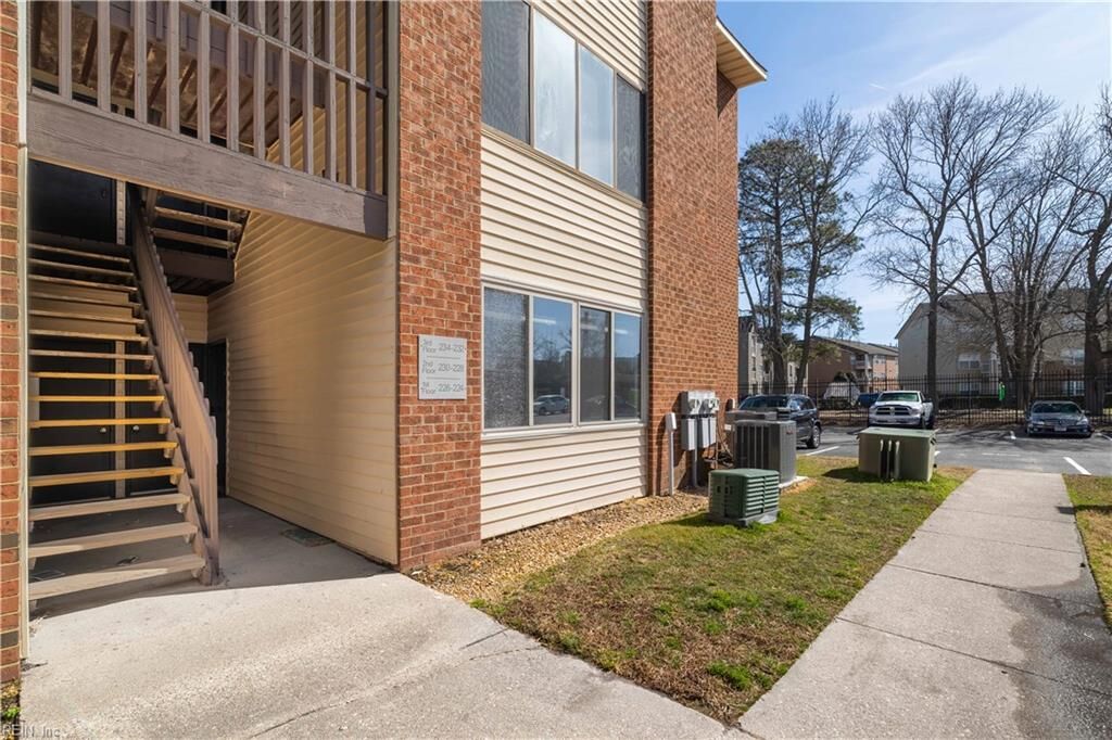 Property Photo: 224 Pacific Dr 8 VA 23666