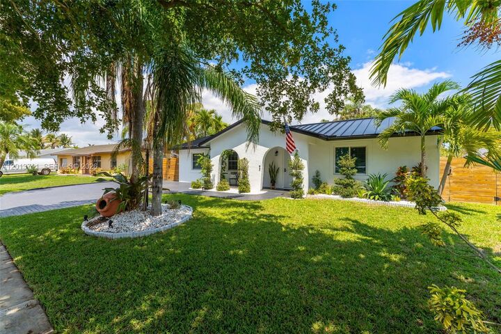 Property Photo:  6651 SW 148th Court  FL 33193 