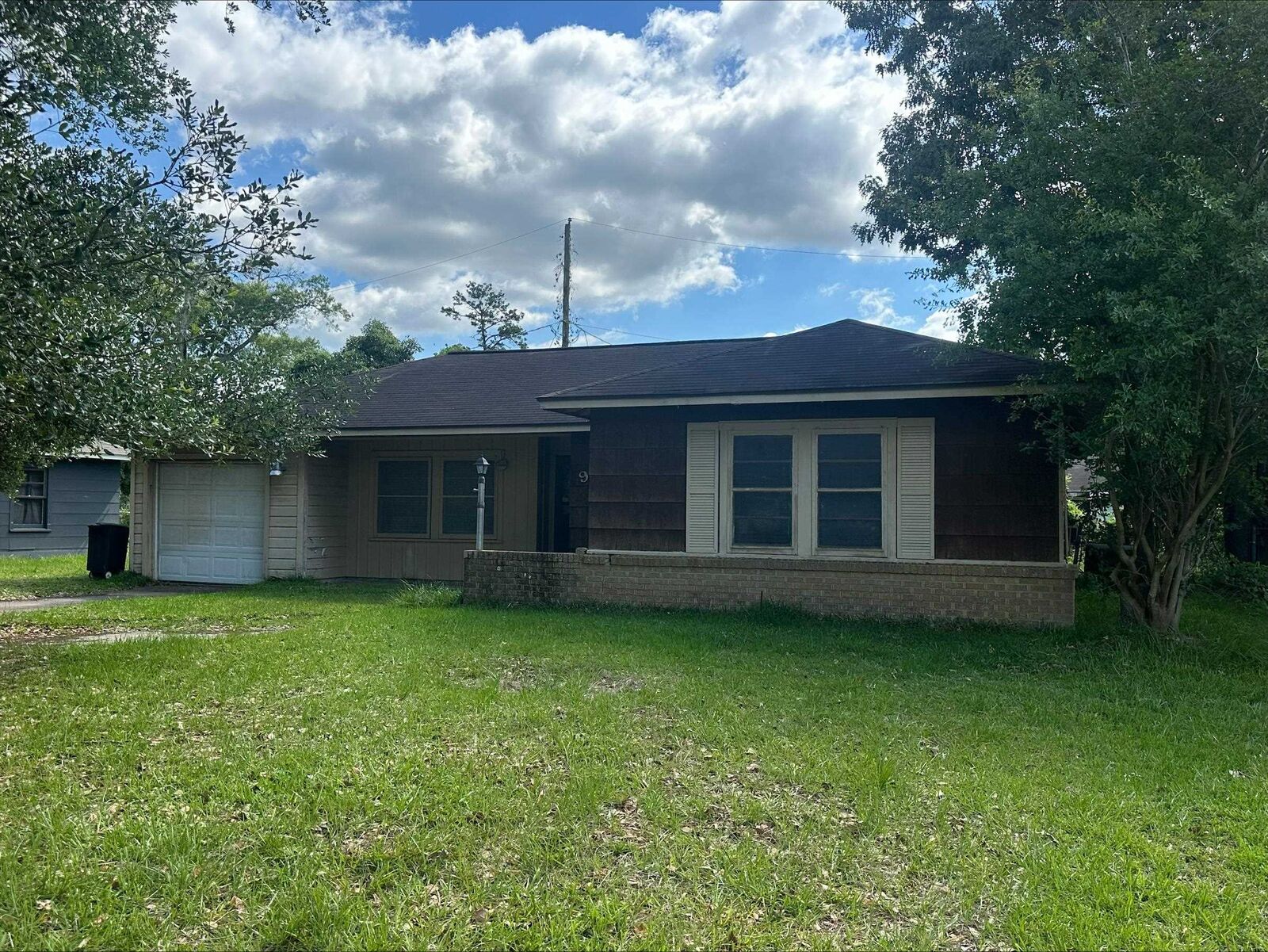 Property Photo:  9 Byron  TX 77630-2597 