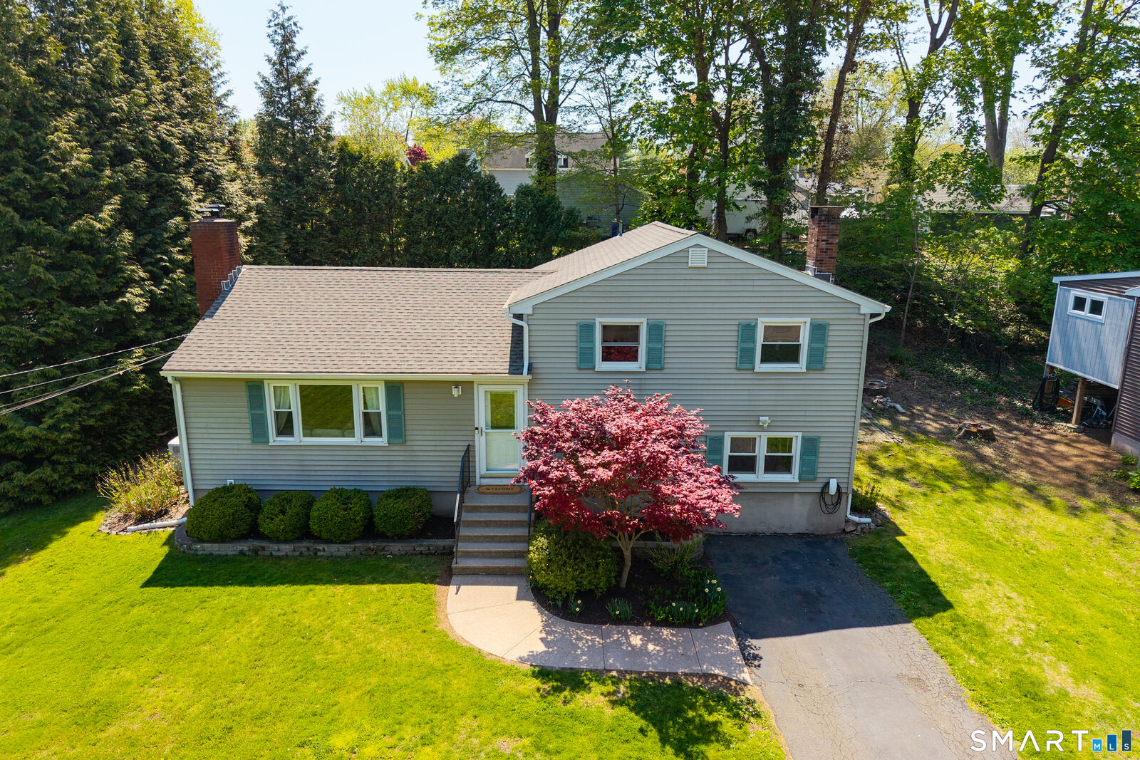 Property Photo:  44 Palmer Woods Circle  CT 06405 
