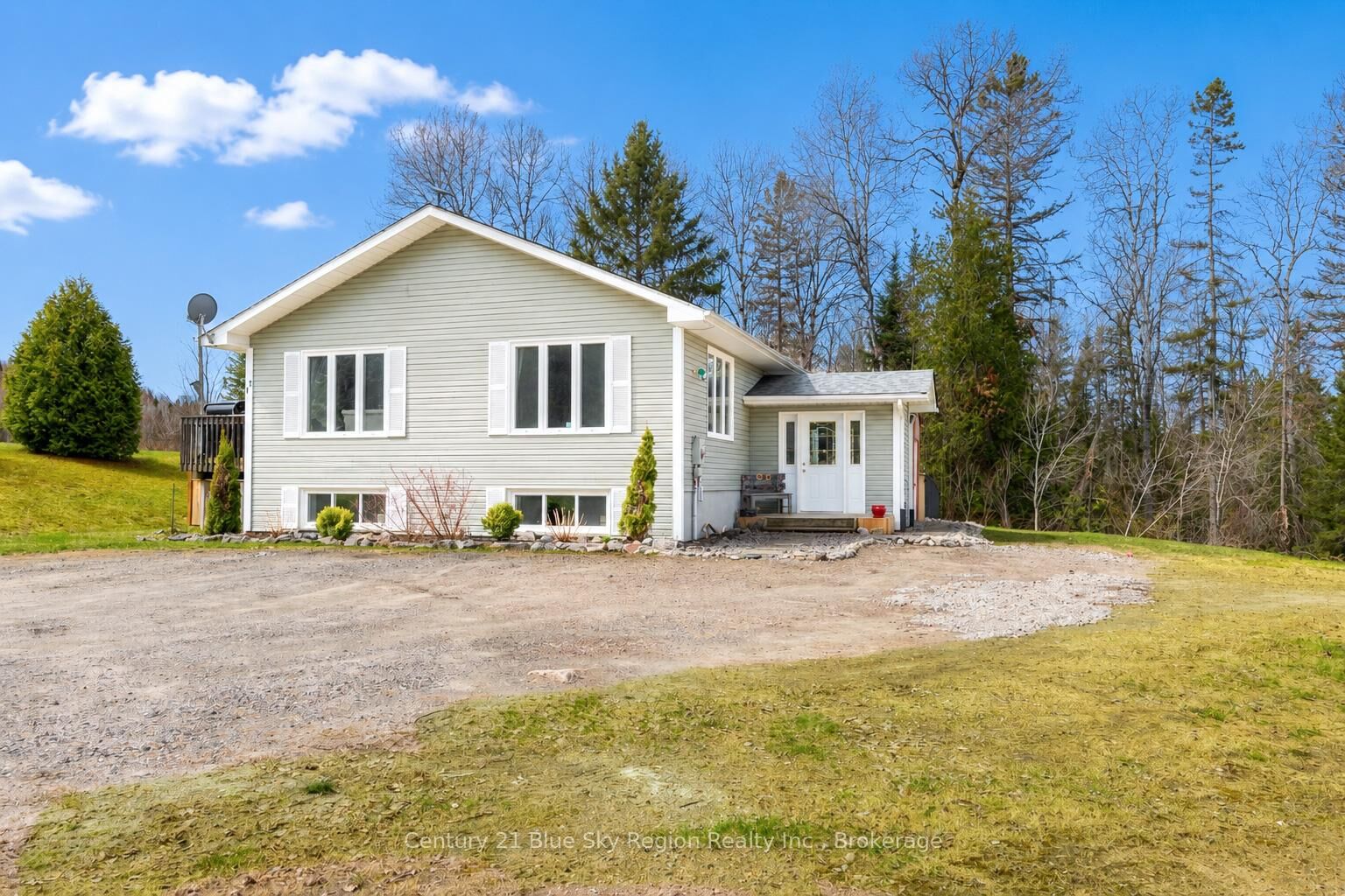 Property Photo: 11 Line 3 N/A S ON P0H 1E0