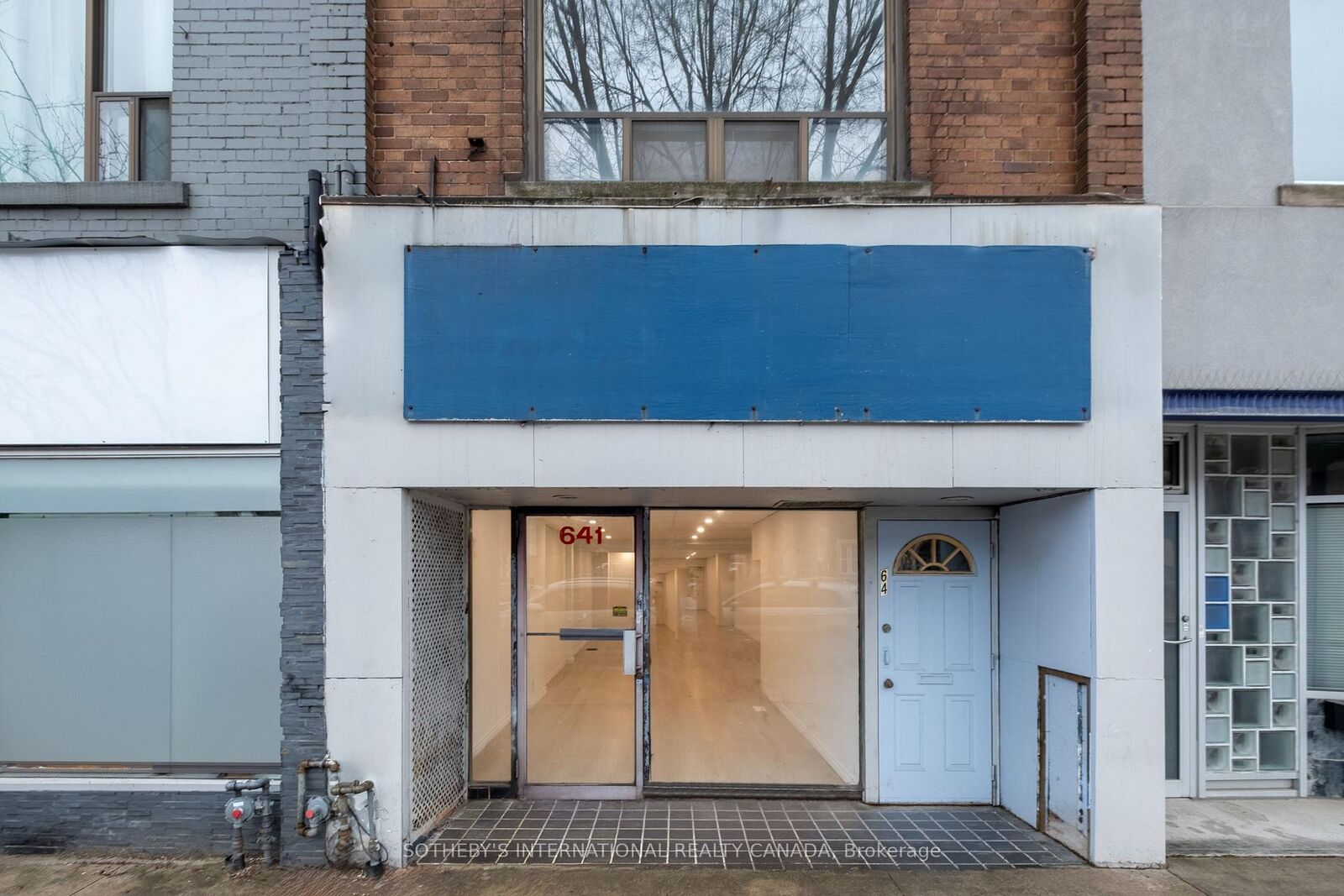 Property Photo:  641 St Clair Avenue W  ON M6C 1A7 