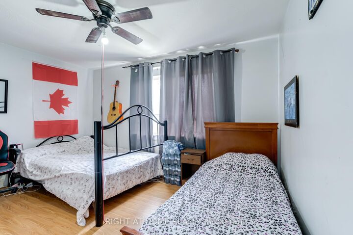 Property Photo: 16 Pryor Avenue ON M6N 1M4