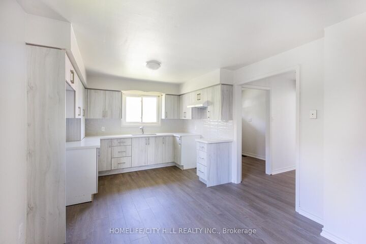 Property Photo: 347 Hollywood Drive ON L4P 3A2
